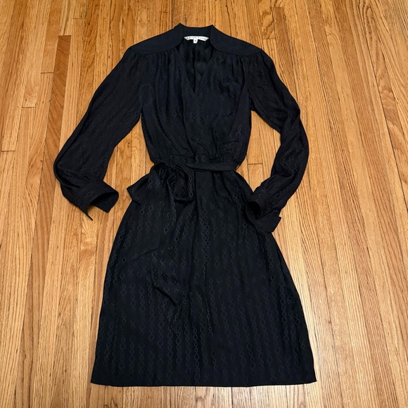 Trina Turk Dresses & Skirts - Trina Turk Black Long Sleeve Silk Dress